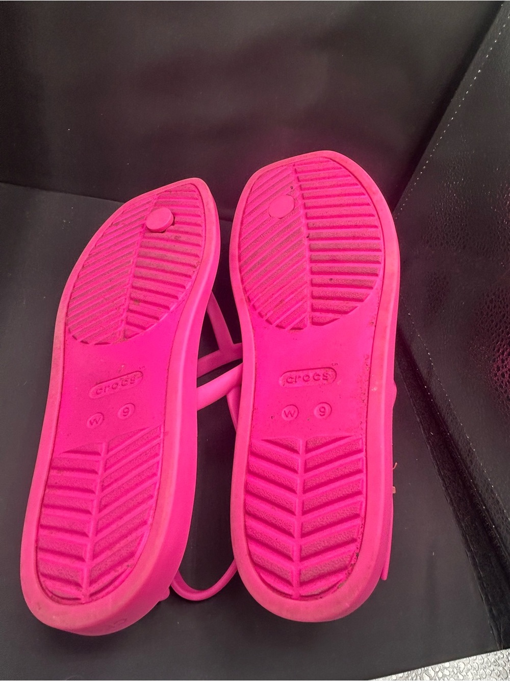 Crocs Miami Thong Flip in size 9
In great condition! - Picture 4 of 7